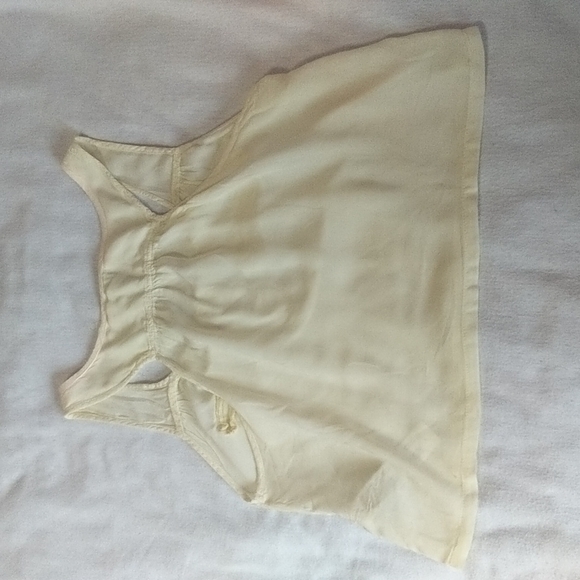 Cream Crop top - Picture 2 of 2